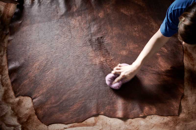 La pelle conciata al vegetale