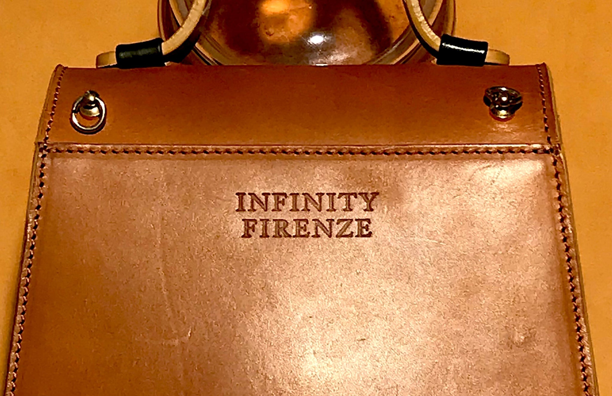 Patina Perfected – The Natural Signature of True Leather