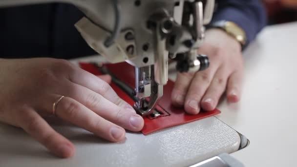 Handcrafted leather goods, characteristics