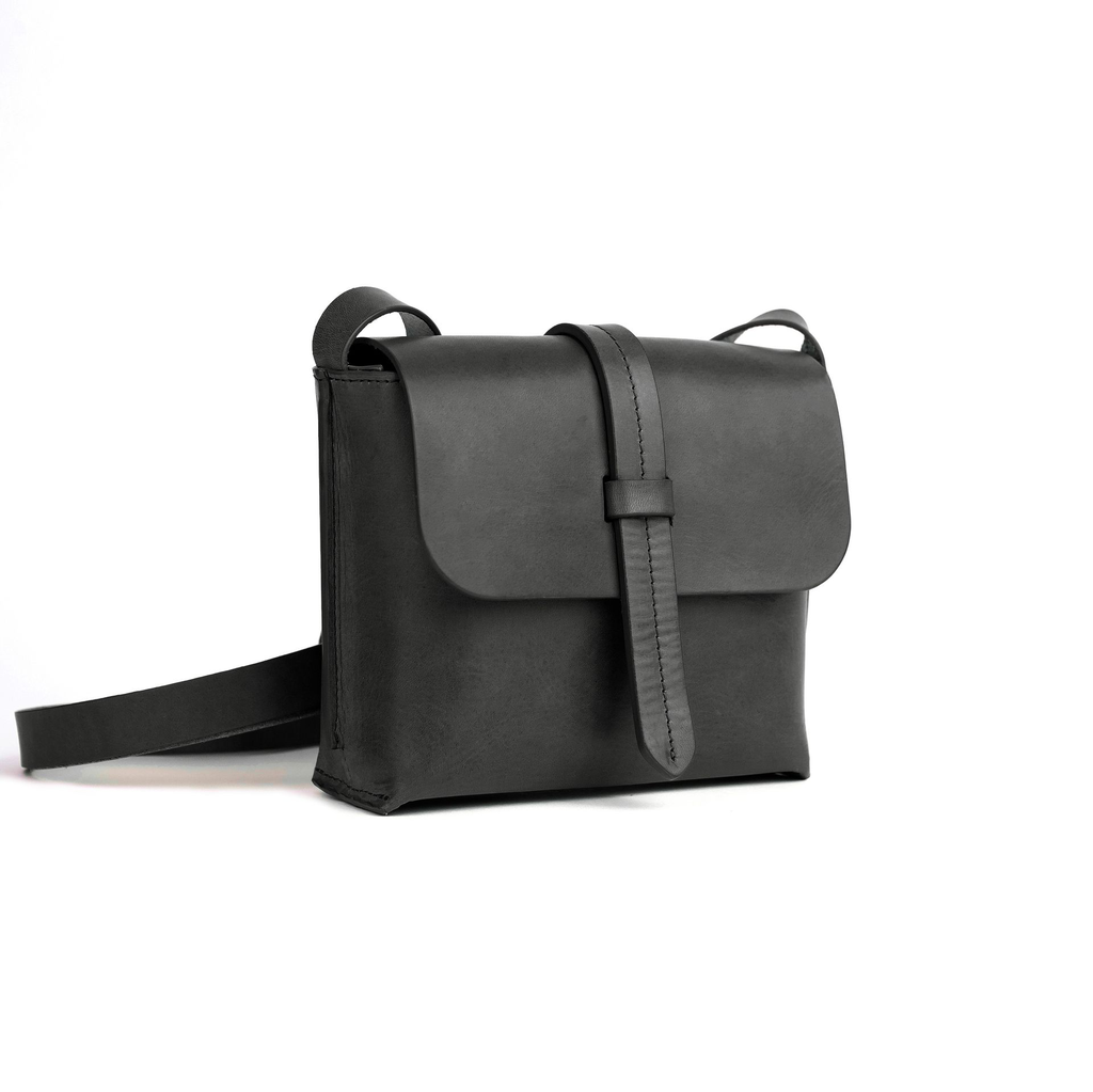 CUOIO GAVETTA - NERO - 3-4.webp
