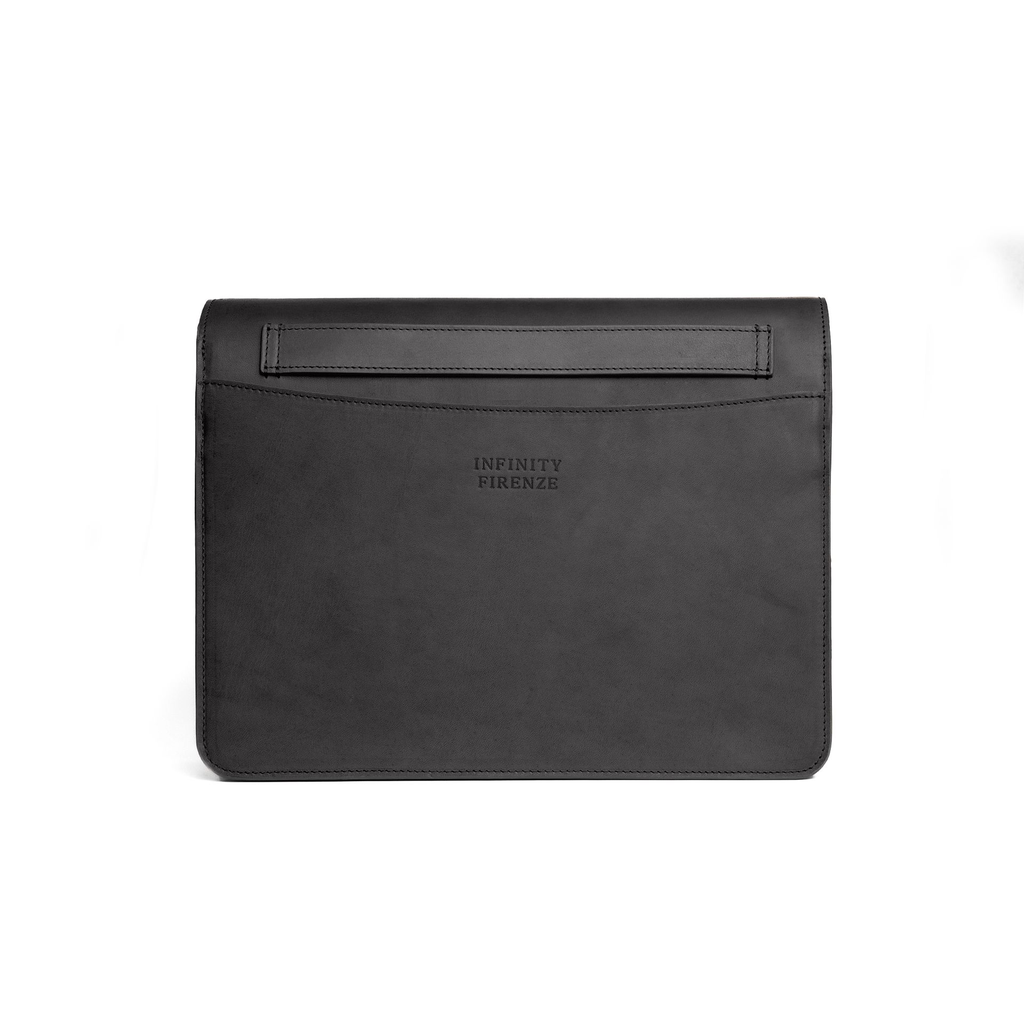 SIMPLE LINE STUDIO_BLACK_RETRO.webp